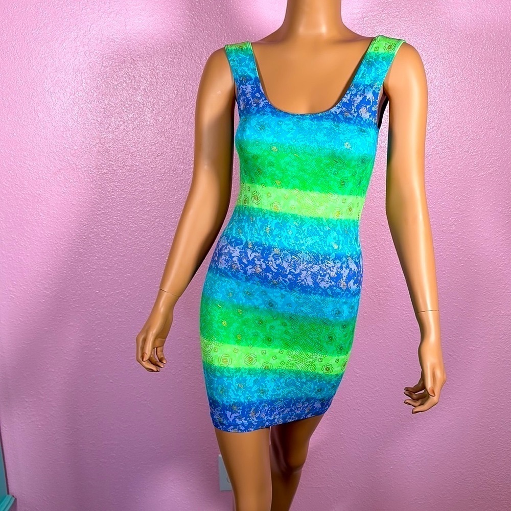 Y2K CARABELLA COLLECTION Pool Side sexy mini dress bright colors paisley